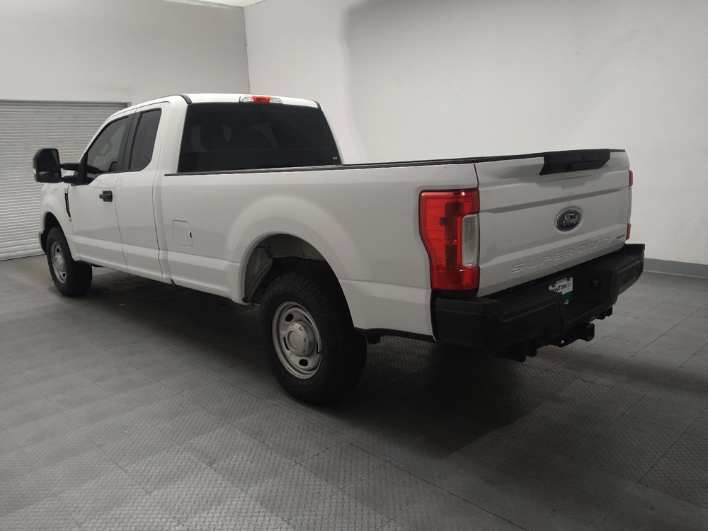 Used 2019 Ford F250 XL w/ Power Equipment Group RWD image 5