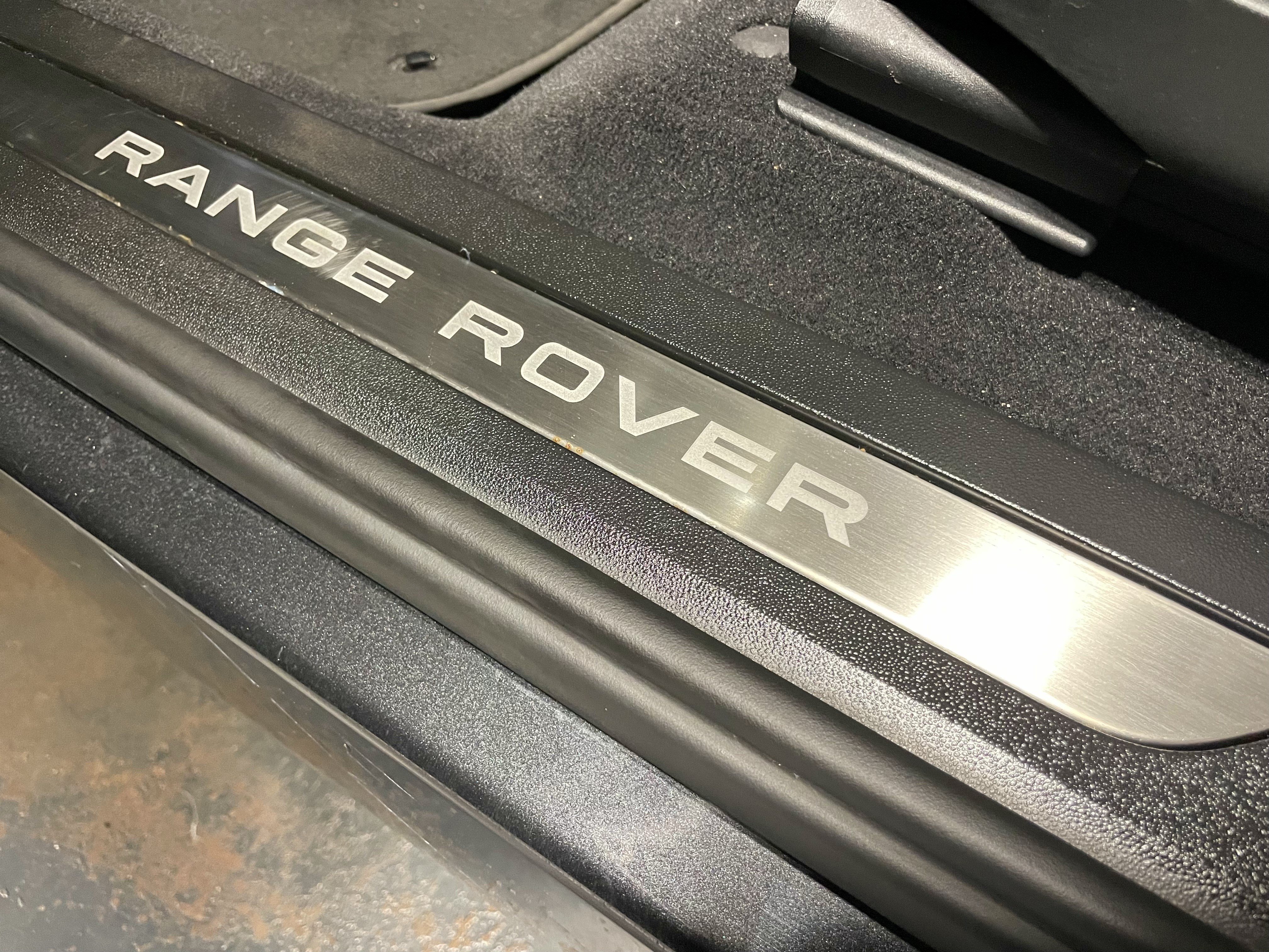 Certified 2025 Land Rover Range Rover Evoque Dynamic SE AWD/4WD image 38