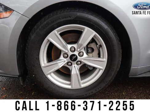 Used 2021 Ford Mustang Coupe image 6