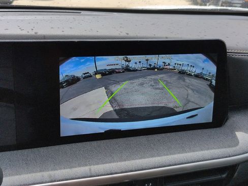 New 2026 Nissan Kicks SV FWD image 17