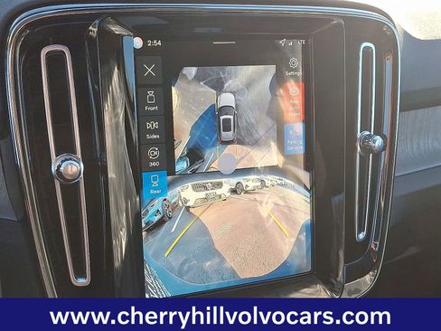 New 2026 Volvo XC40 B5 Plus w/ Protection Package Premier image 14