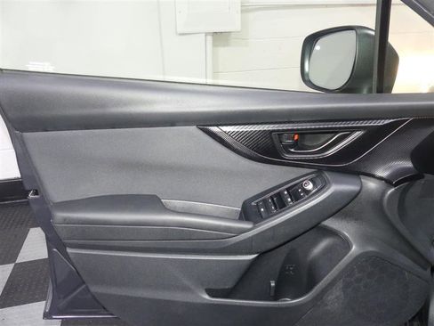 Used 2023 Subaru Crosstrek 2.0i Premium image 17