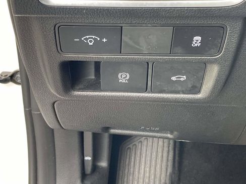 Used 2025 Hyundai Sonata SEL FWD image 28