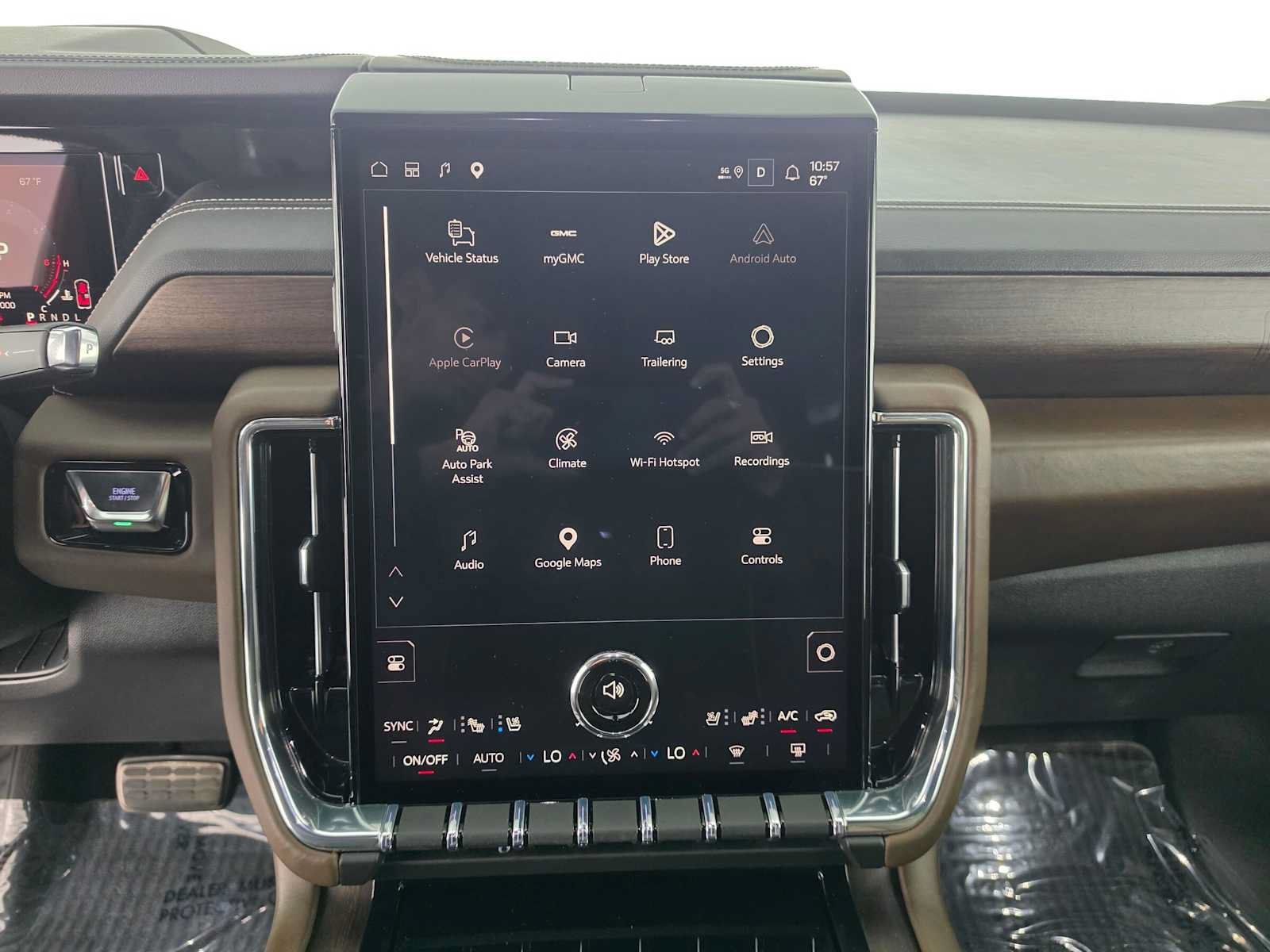 Used 2026 GMC Yukon Denali Ultimate AWD/4WD image 27