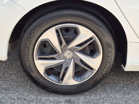 Used 2021 Honda Civic LX image 9