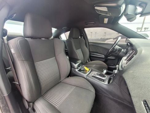 Used 2019 Dodge Charger GT RWD image 16
