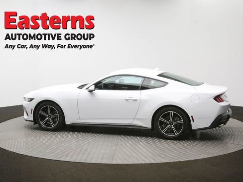 Used 2025 Ford Mustang Coupe RWD image 59