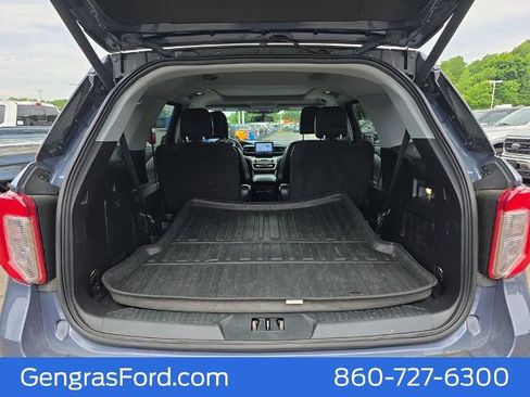 Certified 2021 Ford Explorer XLT w/ Equipment Group 202A AWD/4WD image 14