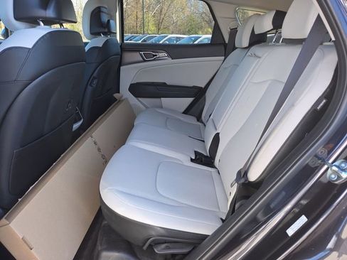 New 2026 Kia Sportage EX w/ EX Panorama Roof Package FWD image 6