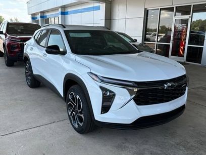 New 2026 Chevrolet Trax RS w/ Sunroof Package