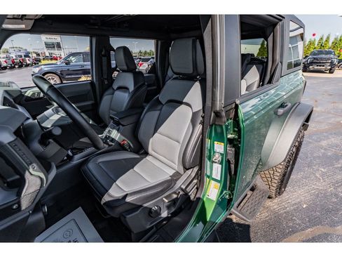 Used 2024 Ford Bronco Everglades image 7