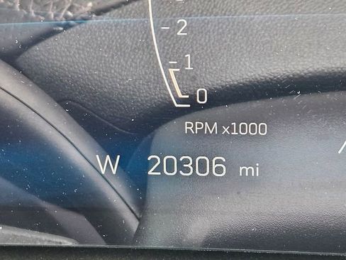 Certified 2024 Cadillac XT4 Sport image 7