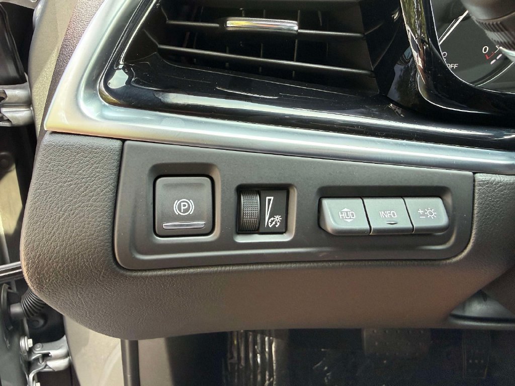 Certified 2025 Cadillac XT6 Premium Luxury w/ Platinum Package AWD/4WD image 30