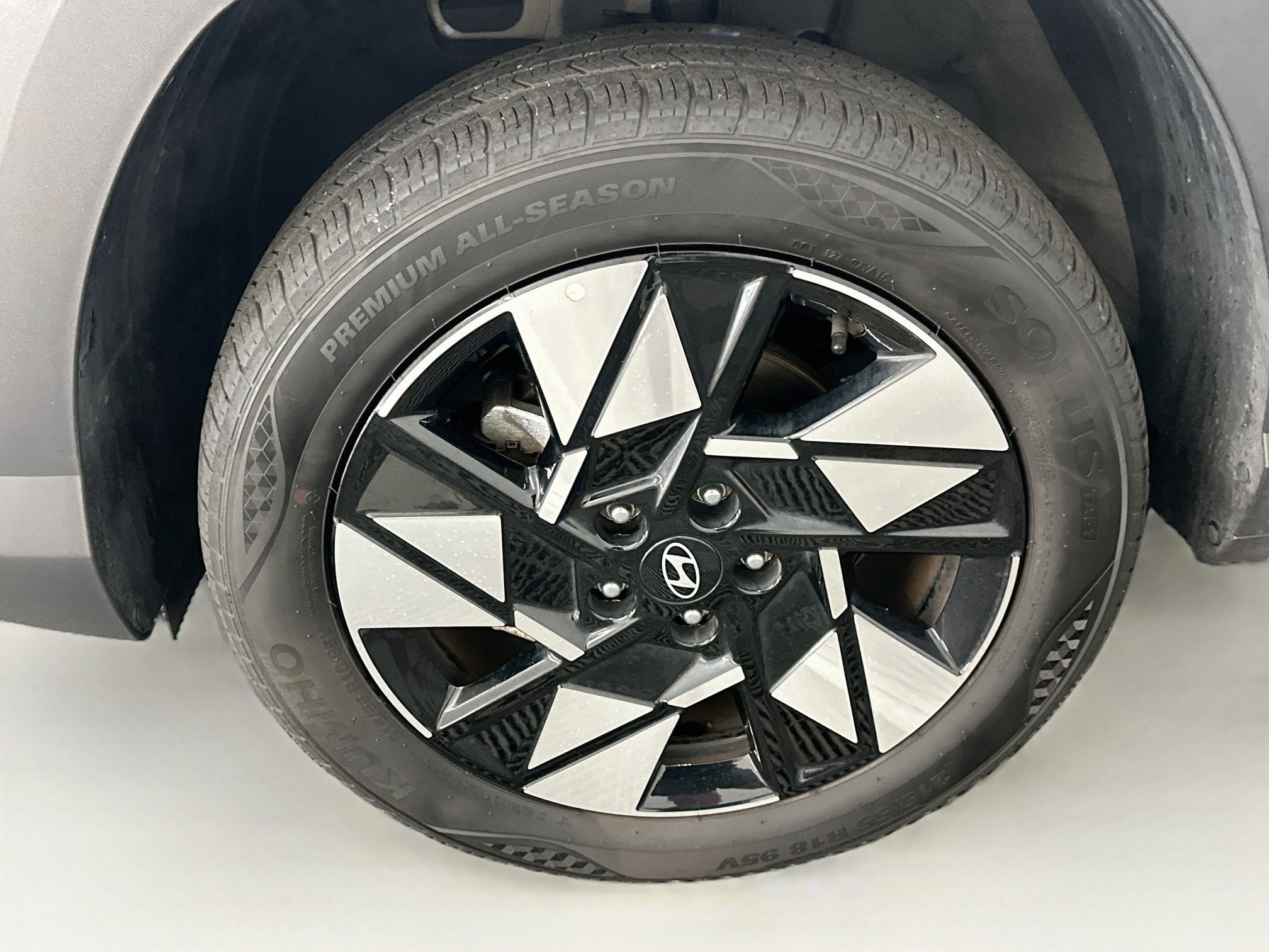 Used 2025 Hyundai Kona SEL AWD/4WD image 11