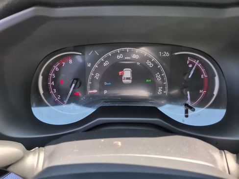 Used 2024 Toyota RAV4 XLE w/ Convenience Package AWD/4WD image 17