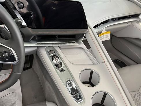 New 2026 Chevrolet Corvette Stingray Premium Conv w/ Z51 Performance Package RWD image 9