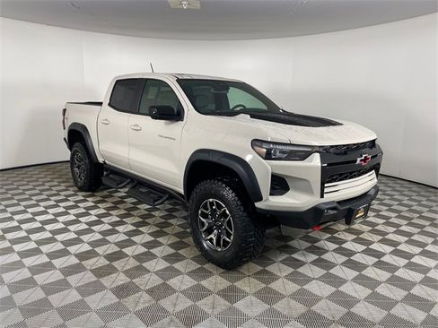New 2026 Chevrolet Colorado ZR2 w/ Technology Package image 22