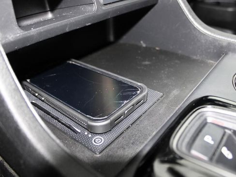 Used 2025 Honda Pilot TrailSport image 31