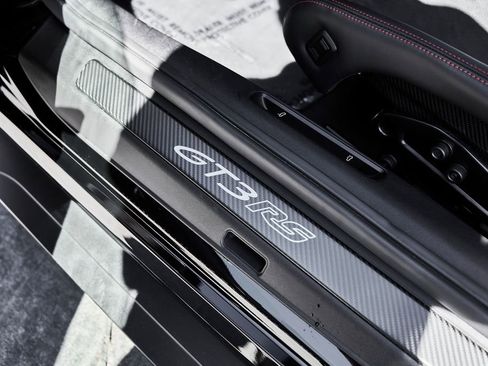 Used 2024 Porsche 911 GT3 RS image 38