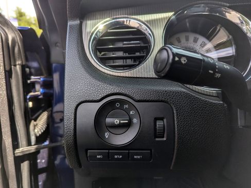 Used 2011 Ford Mustang GT Premium w/ Comfort Pkg image 15