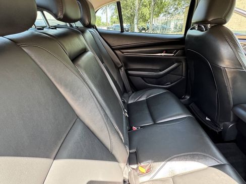 Used 2021 MAZDA MAZDA3 s FWD image 29