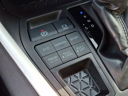 Certified 2024 Toyota RAV4 XLE image 26