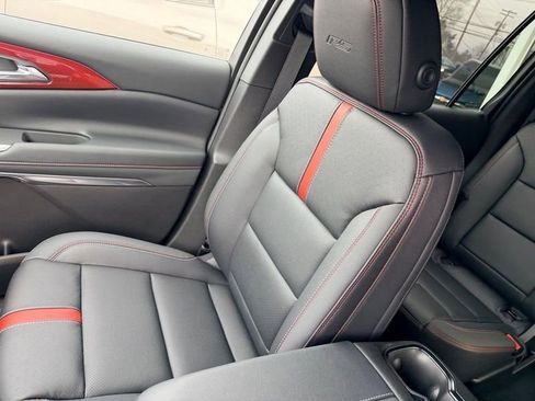 New 2026 Chevrolet Traverse RS image 15