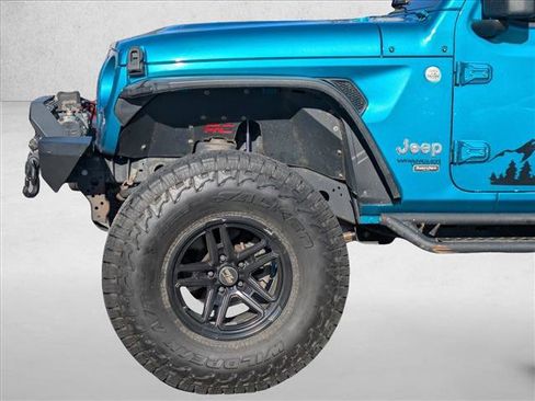 Used 2020 Jeep Wrangler Unlimited Sport image 9