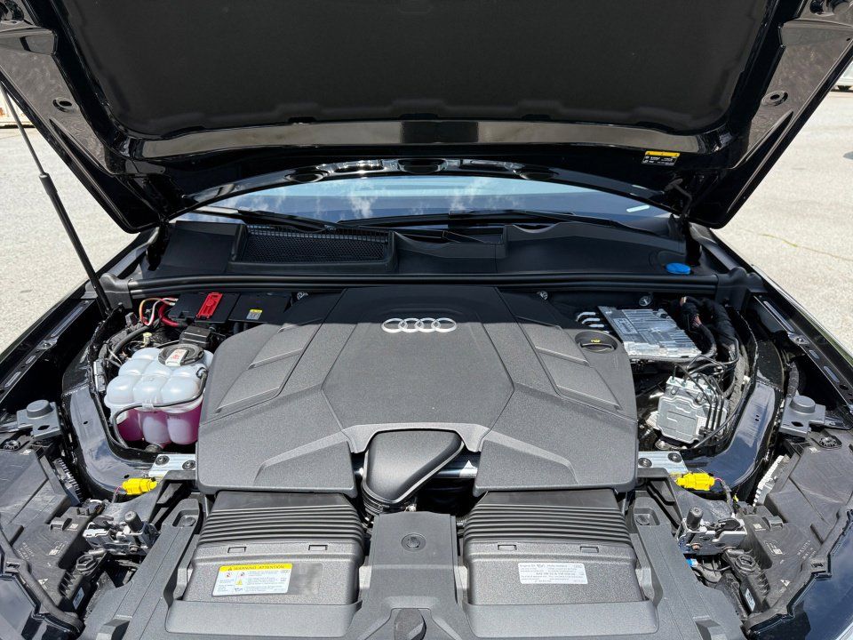 Certified 2026 Audi Q7 3.0T Premium Plus AWD/4WD image 16
