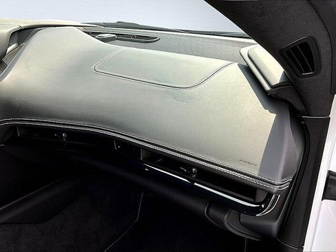 Used 2023 Chevrolet Corvette Stingray Premium Conv w/ Z51 Performance Package image 11