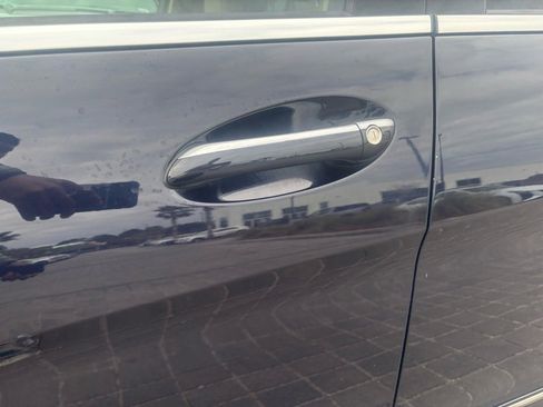 Used 2010 Mercedes-Benz R 350 4MATIC image 7