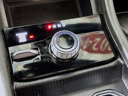 Used 2024 Jeep Grand Cherokee L Limited w/ Luxury Tech Group II image 20