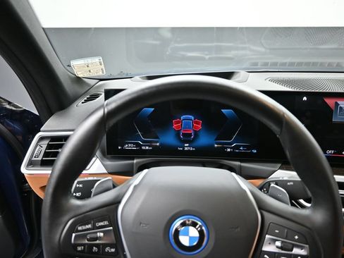 Used 2023 BMW 330e xDrive w/ Premium Package AWD/4WD image 15