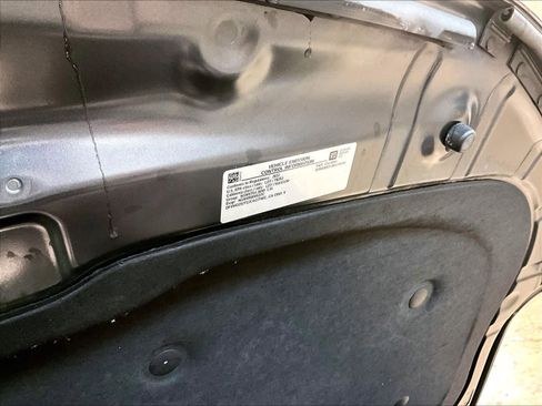 Certified 2022 Chevrolet Equinox LT image 33