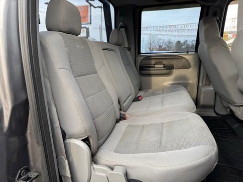 Used 2004 Ford F350 XLT image 18