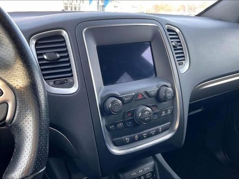 Used 2020 Dodge Durango SXT image 6