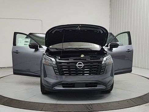 New 2026 Nissan Pathfinder SL FWD image 10