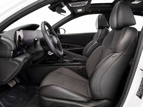 Used 2025 Hyundai Elantra N Line FWD image 12