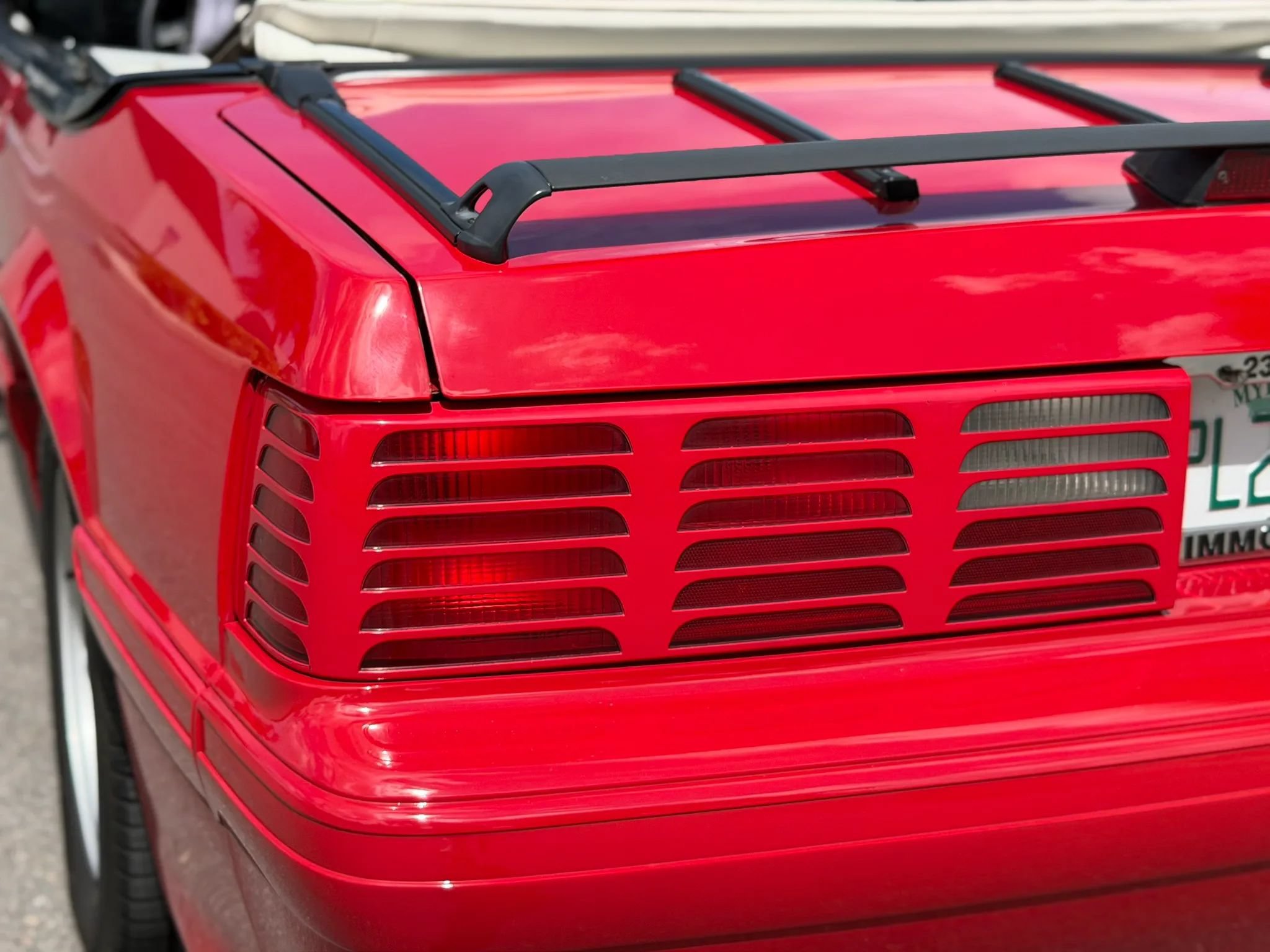 Used 1993 Ford Mustang GT RWD image 31