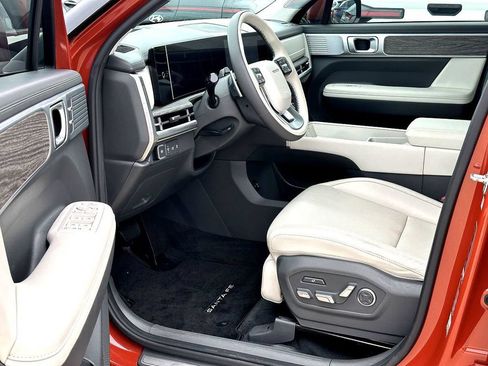 Used 2024 Hyundai Santa Fe Calligraphy FWD image 13