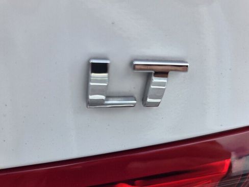 Used 2024 Chevrolet Malibu LT FWD image 17