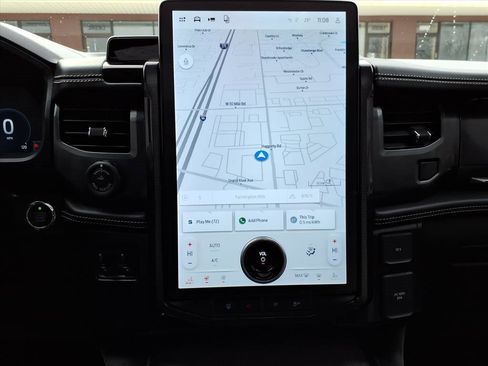 Used 2024 Ford F150 Lightning Platinum image 14