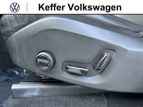 Used 2019 Volvo XC90 T6 Momentum w/ Advanced Package AWD/4WD image 13