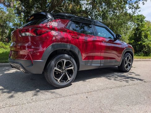 Used 2022 Chevrolet TrailBlazer RS FWD image 9
