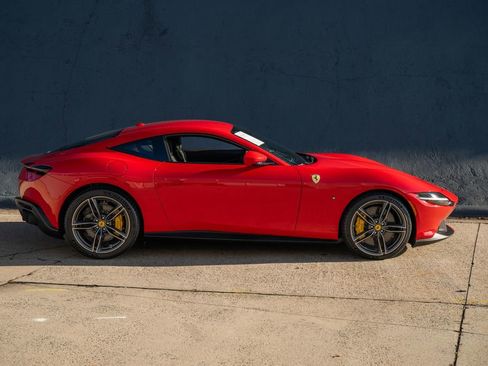 Certified 2024 Ferrari Roma image 6