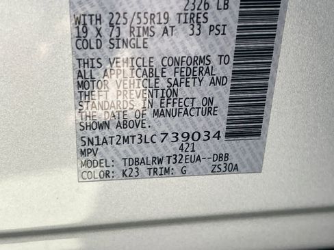 Used 2020 Nissan Rogue SL FWD image 36