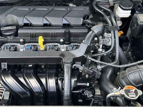 Certified 2022 Hyundai Venue Limited image 11