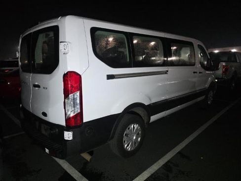 Used 2024 Ford Transit 350 XLT image 9