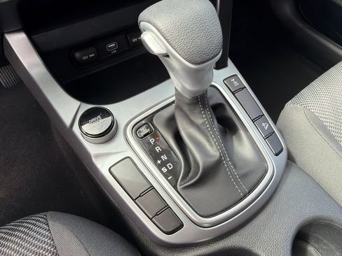 Certified 2023 Kia Seltos LX AWD/4WD image 19