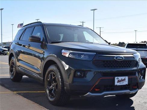 Used 2022 Ford Explorer Timberline image 2